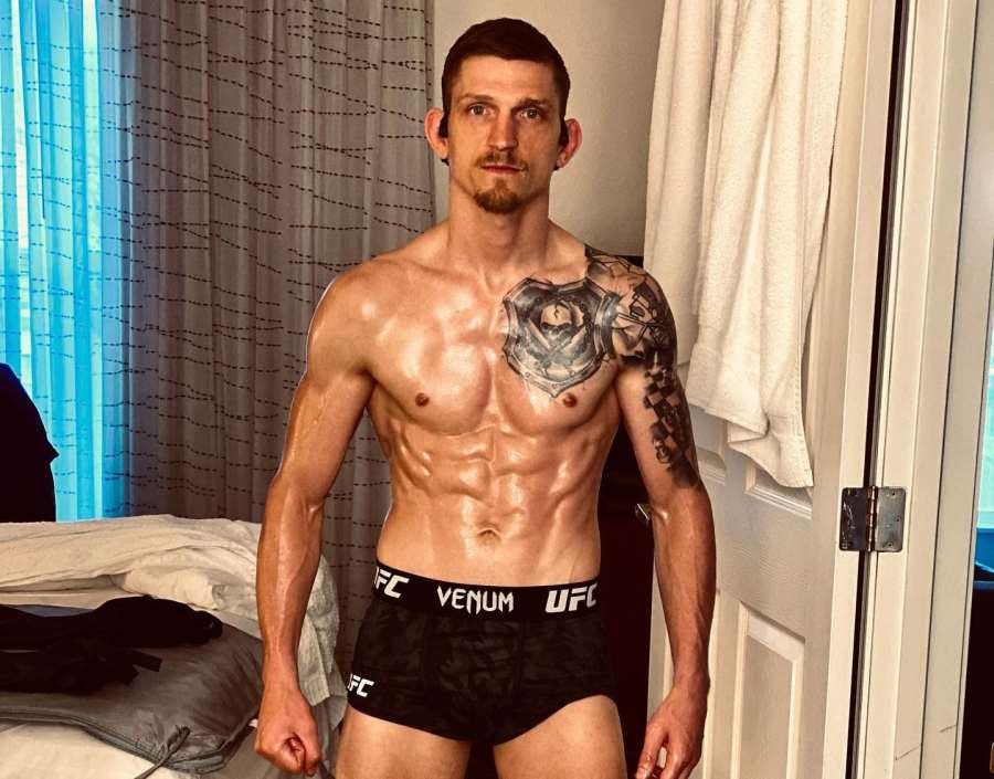 Dvořák odhalil choulostivá tajemství. Co zažil před UFC? Teď jde na operaci