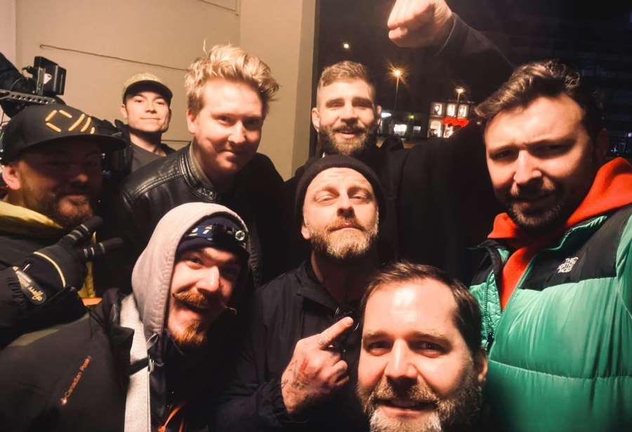 Překvapení. Procházka hercem, ztvárnil hlavní roli ve videoklipu