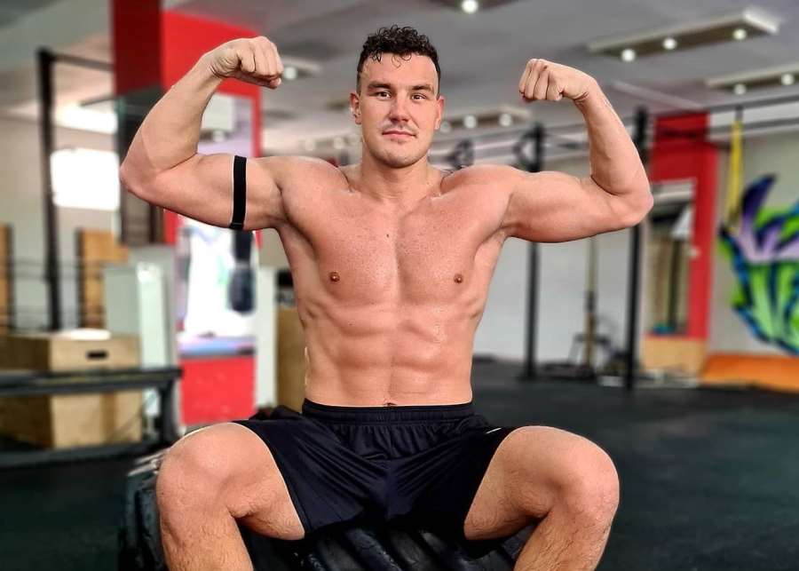 Těžké TKO v K-1. Slovák zažil masakr, nohu má rozflákanou na kaši
