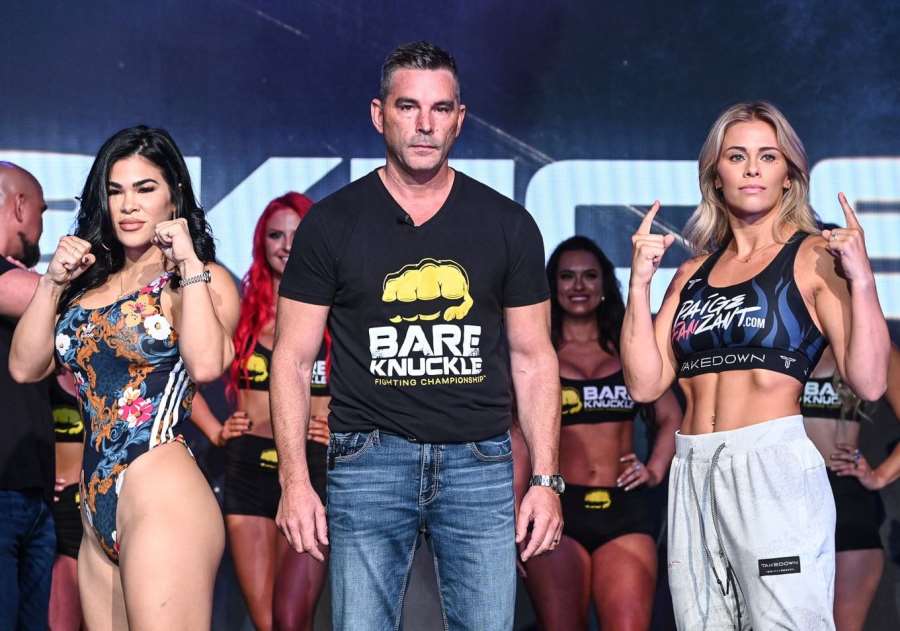 Sexy bitva bez rukavic graduje: Brunetka vrací úder - šla do plavek! 