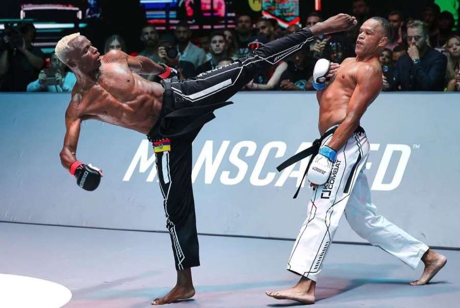 VIDEO: Tohle nikdo nečekal! Otočka a fighter málem sám sebe knockoutoval 