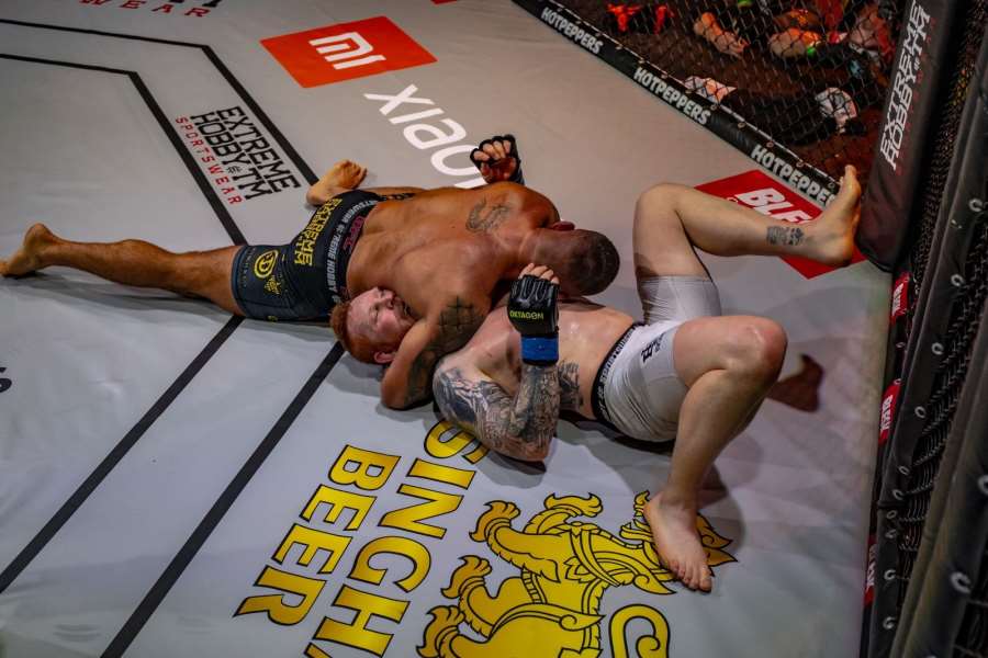 Vémolova rekordní výplata za box s Marpem, kdo chystá druhý MMA zápas století?