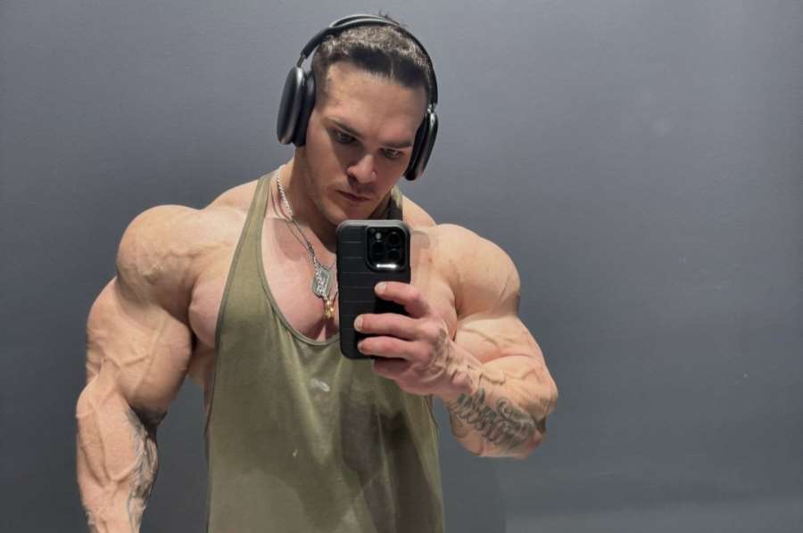 Mutant zase narostl. Gigant ukázal změnu za tři roky 