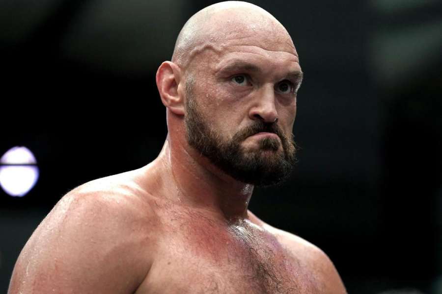 Gigant Hall provokoval Tysona Furyho k souboji. Situace se vyhrotila