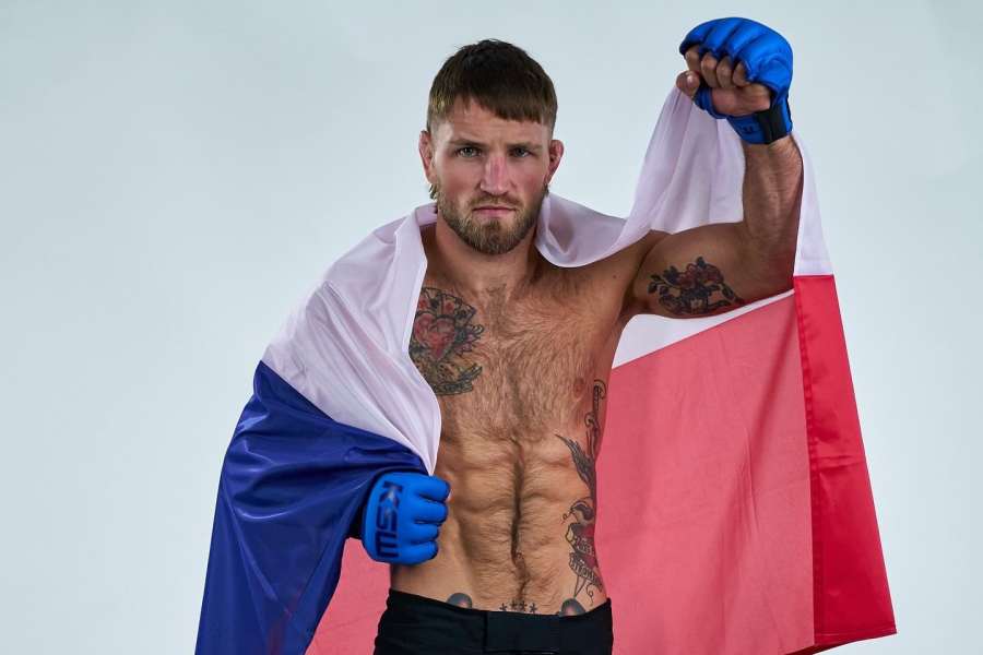 Prý přijde rákoska, smál se český bojovník po výhře v KSW