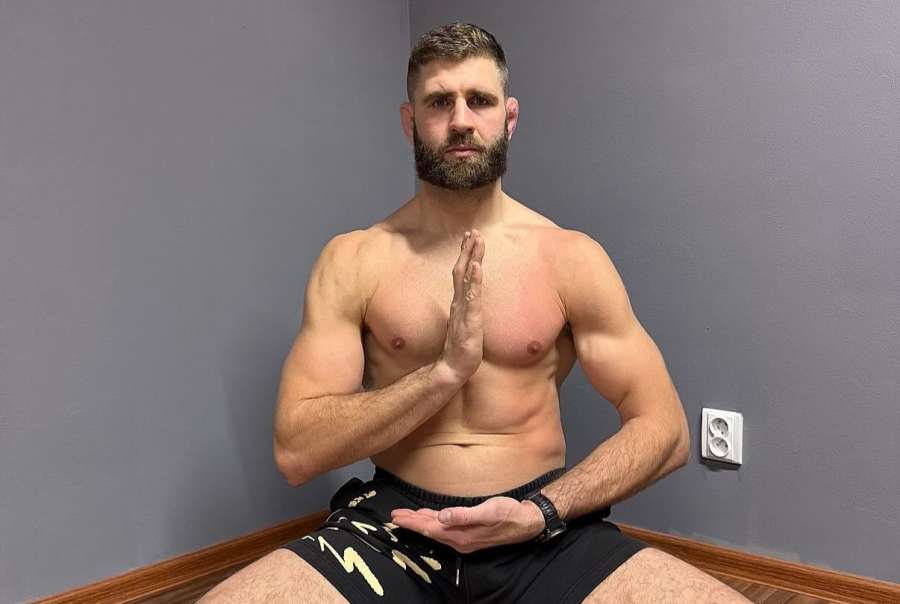 Procházka získá mistrovský pás, říkají kurzy. Česko může mít opět šampióna UFC