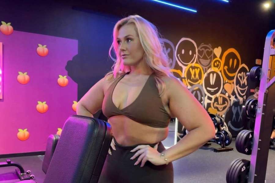 Muži mě opustili. Zhubla jsem 82 kilo, teď mě chtějí zpátky, usmívá se žena po životní proměně