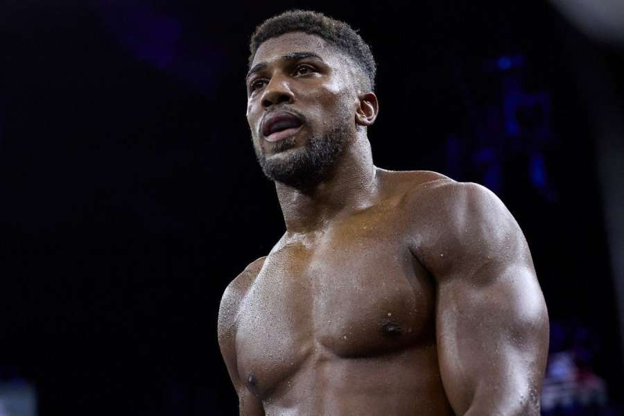 Mega zápas oznámen. Podepsáno, zpečetěno. Joshua vs. Fury letí světem