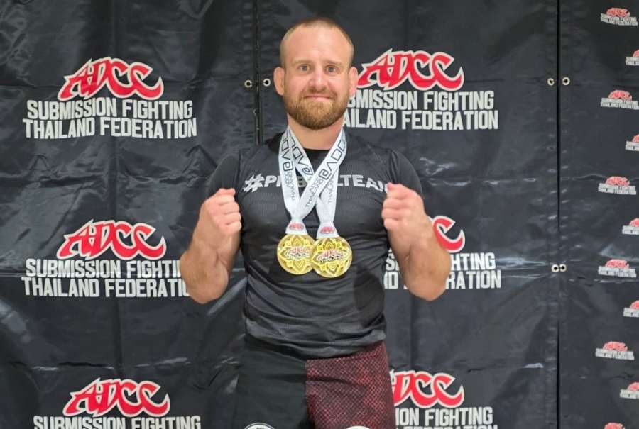 Kincl využil pobyt v Thajsku k boji. A má dvě medaile