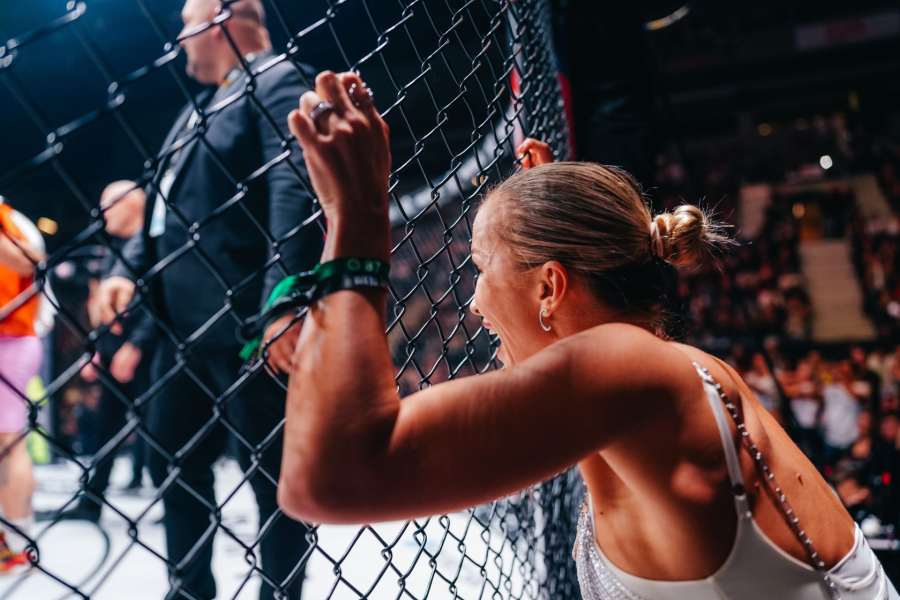 Divoká oslava, Slováková ukázala v euforii odvážný ohoz