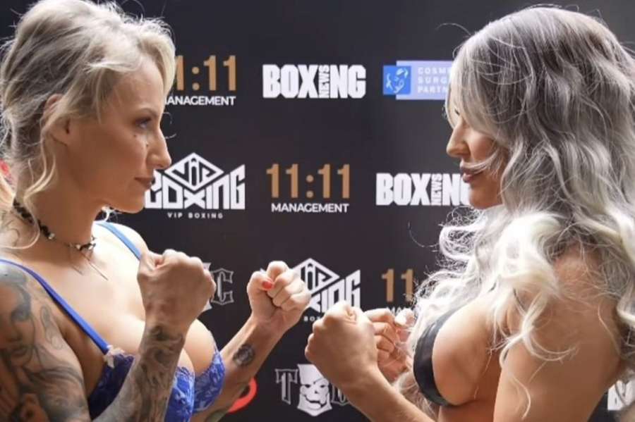 Nahoty se nebojí. Boxerka se snažila zakrýt tělo páskou, pak si stěžovala na krádež