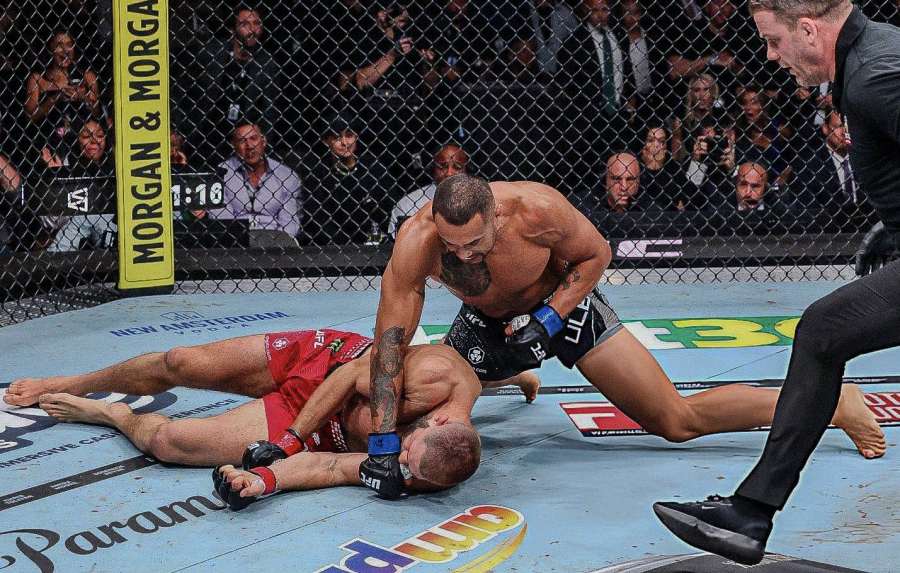 Šok pro Procházku, inkasoval KO v prvním kole. Králem je Ulberg