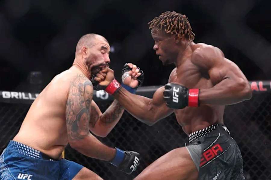Bouře v UFC. Mladík skolil soupeře pravačkou, pak si řekl o legendu 