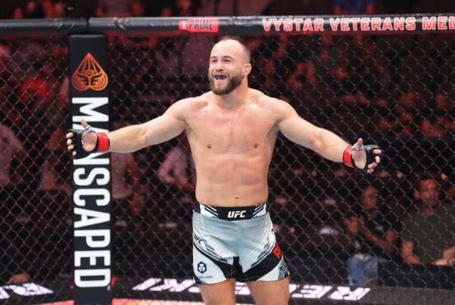Polský tvrďák z UFC nadále děsí vzhledem. Naposledy vyfasoval 95 ran