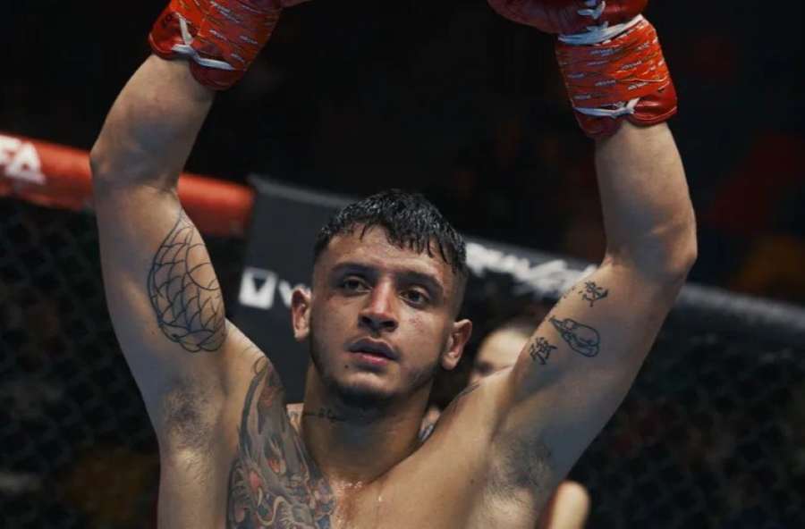 Sivák prozradil rekordní shazování, jeho soupeř překvapivě na váze sundal kraťasy 