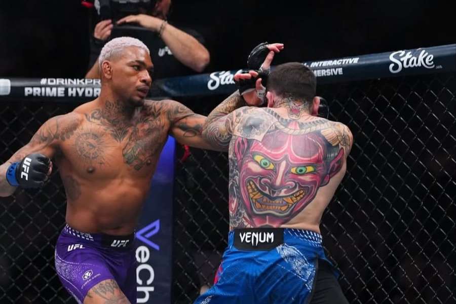 Neuvěřitelný nárůst váhy. Bojovník UFC přibral za 12 hodin 12 kilo