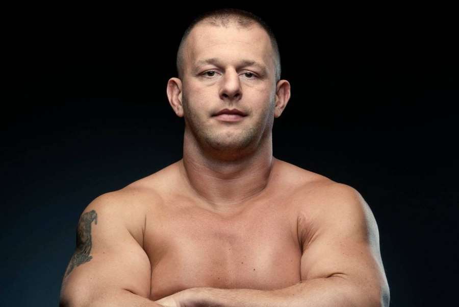 Škondrič to vydržel sakra dlouho, řekl Novotný o povstání v OFA gymu 