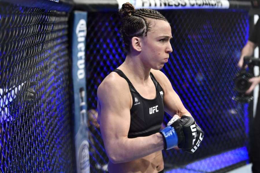VIDEO: Sumista naložil zápasnici UFC. Vážil o 170 kilo více!