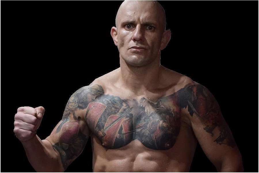 Český rekordman se vrací na scénu. Připíše si další MMA fight. Neuvěřitelné číslo 107!