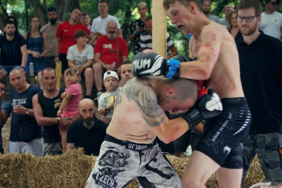 Nadšení, divokost a touha vyhrát. Fighteři ukázali, že mají chuť se porvat