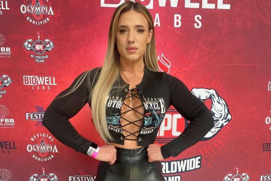 Pózování na hraně. Kulturistka se odvážně pochlubila formou