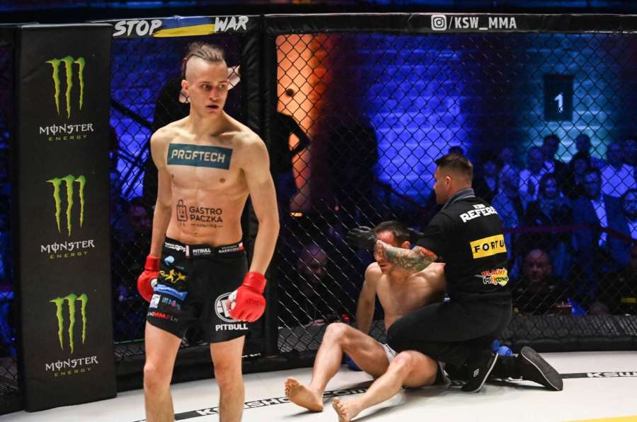 Jak přišla tma. Vydržím strašný bomby, ale tohle byl čistý vypínač