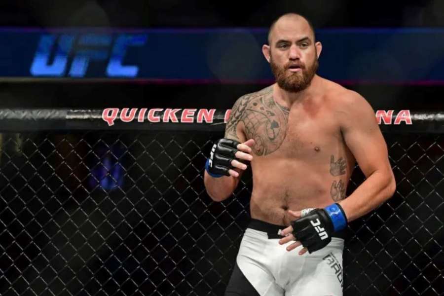 Manžel slavné Rondy Rousey byl propuštěn z UFC. Po 7 letech bez zápasu