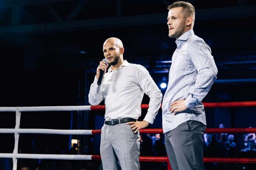Velké plány. Dva nadšenci, kteří chtějí z boxerských turnajů dělat společenské události