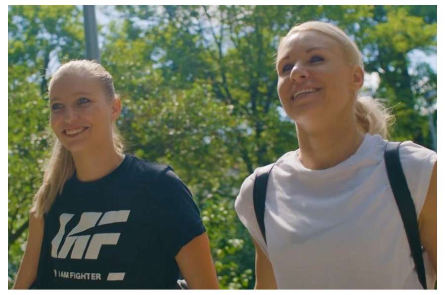 Odhalení. Petru jsem požádala o ruku na Karlově mostě, přiznala partnerka české MMA zápasnice