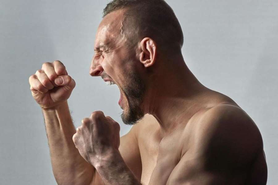 Monster by měl už skončit, myslí si slovenský bojovník, který se vrací po těžkém zranění