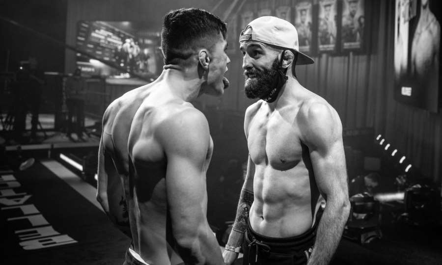 Žil v garáži a lidi si mysleli, že skončí ve vězení, bude mrtvý. Dnes září jako bojovník MMA