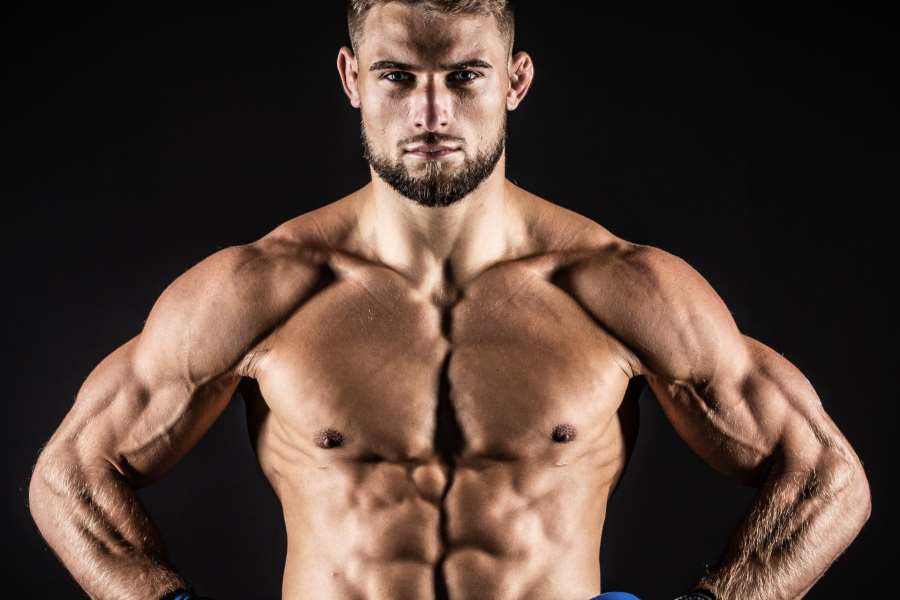 Vše vyřešily pěsti. Superman punch znamenal začátek konce