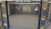 MMA klec...