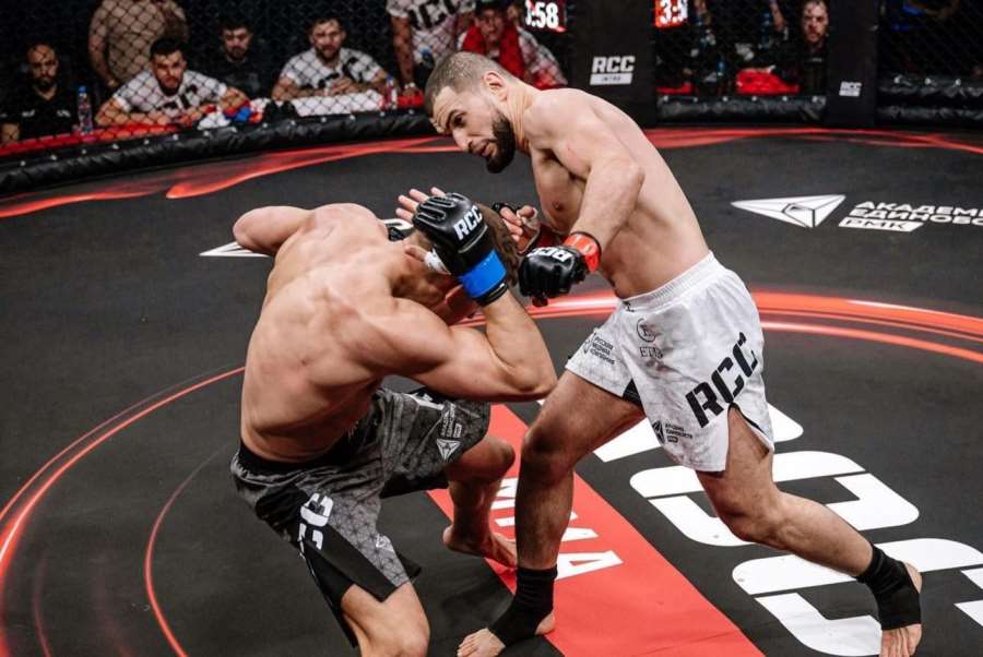 Frajeři se do sebe pustili, žádné čekání. Růžička poznal v Rusku TKO