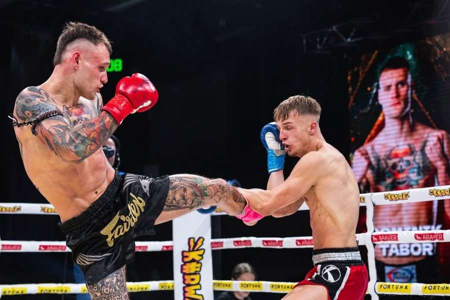 Česká jednička chce porážet nejlepší. Aby získala pás PML, musí ukázat dominanci