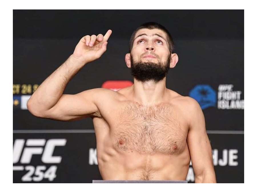 Nurmagomedov věří, že svého kamaráda Ronalda přesvědčí k setrvání v Manchesteru