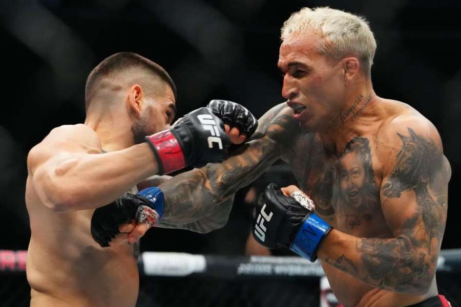 Pocta pro krále UFC. V životě jsem nečelil tvrdším úderům