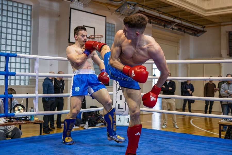 Kickboxeři v Liberci nabídl strhující show. Padala tvrdá KO, činili se i fanoušci 