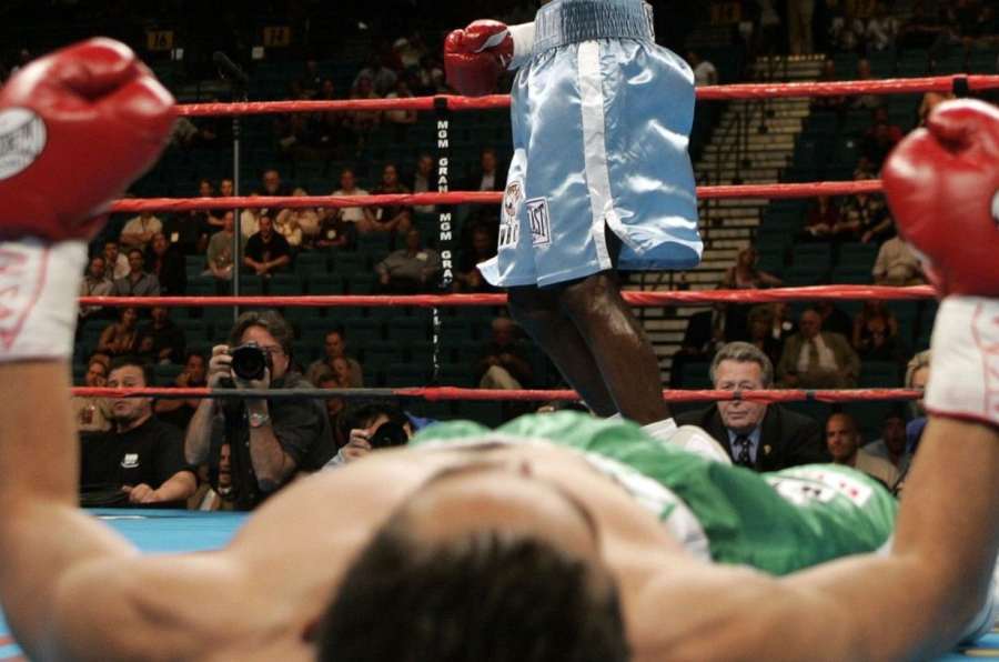 Prohrál, poté zemřel. Řeší se smrt boxera