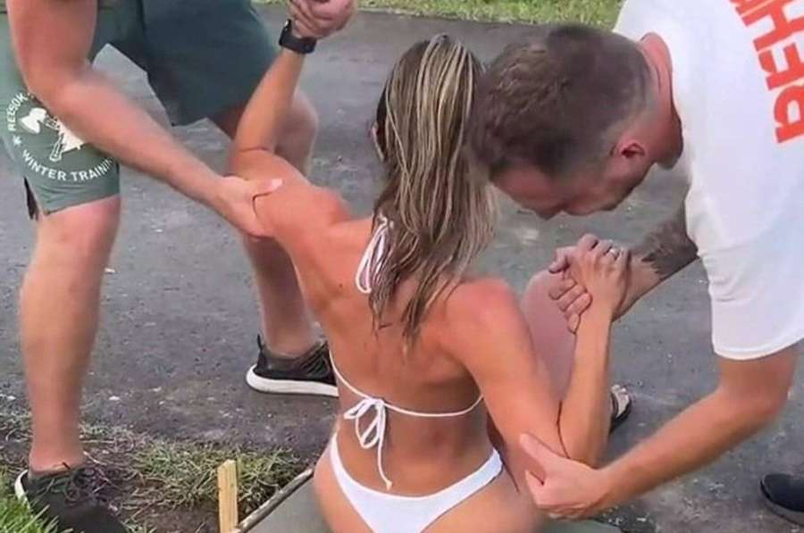 Podprsenka byla ve vteřině dole. Pravidlo gymu dodržela