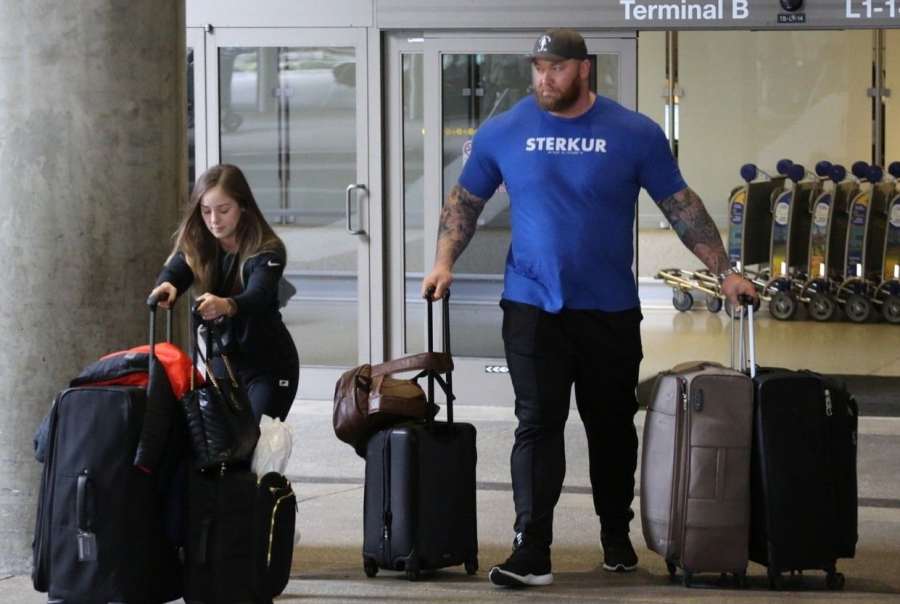 Gigant ukázal v ručníku neskutečnou formu. Narostl na 200 kilo