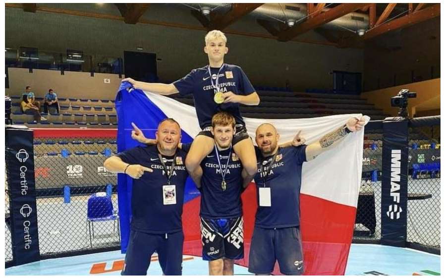 Super úspěch, kluci jsou bombastičtí, je nadšený trenér po dvojitém zlatu z ME. Ozval se i šampion UFC