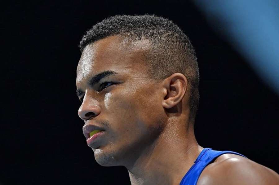 Výhra českého boxera na MS. Teď na Souquessu čeká v Liverpoolu Japonec