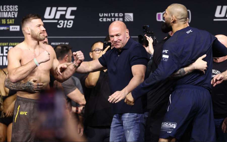 Ochranka předešla problému v UFC. Chimaev se navážel do šampiona
