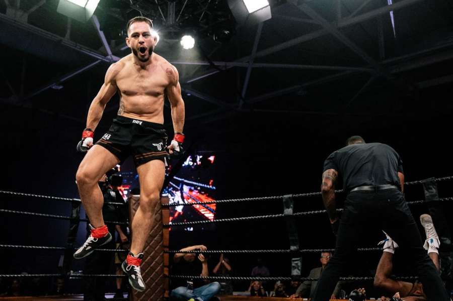 Rvačka mimo ring. Boxer po KO zaútočil na ochranku