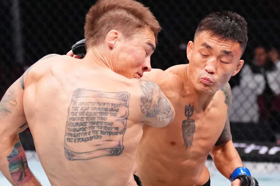 Rána, po které bolí hlava. Za 21 sekund bylo v UFC vymalováno