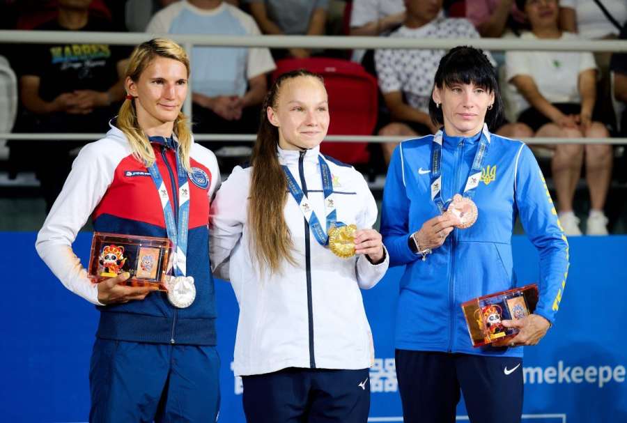 Stříbrná medaile v Číně. Byla jsem opravdu dojatá, kolik lidí mi psalo, přiznala česká zápasnice