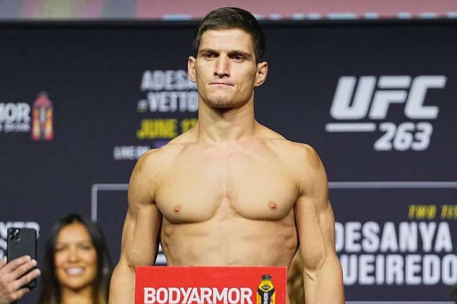 Rus z UFC zvládne za hodinu 1 500 kliků. Podle fanoušků je to nemožné
