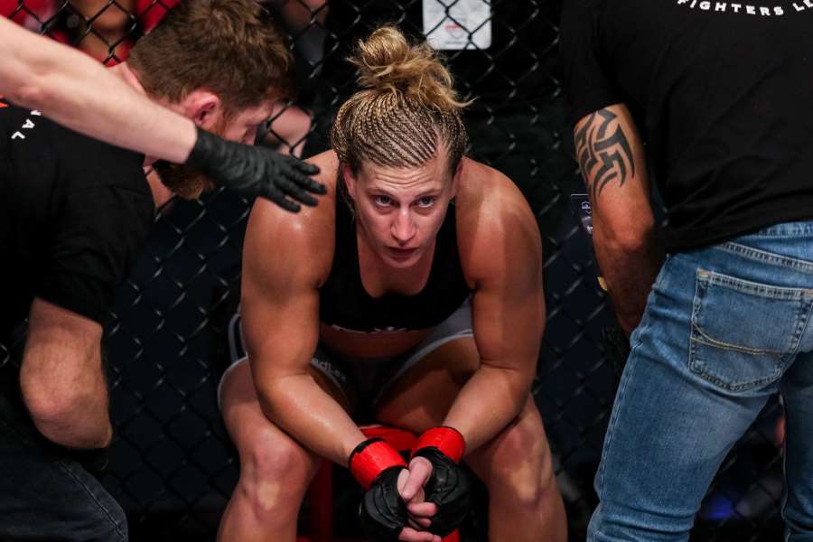 Bitva o třetí milion v ohrožení? Neporažená MMA šampionka a změna plánů?