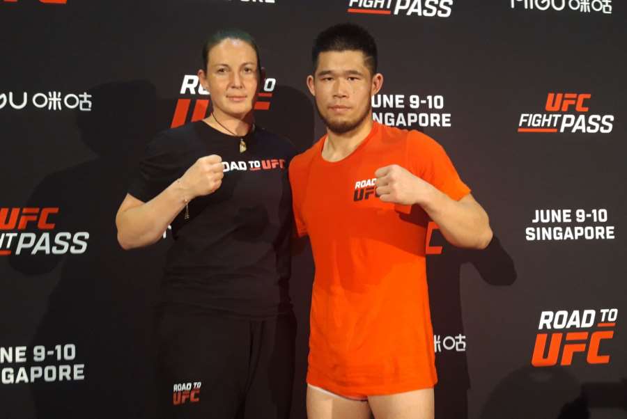 VIDEO: Fantastický finiš a TKO v Singapuru. Lu Kai z Prahy udělal první krok do UFC